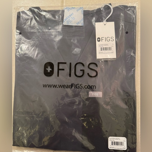 Figs women’s catarina one pocket scrub top (small) in charcoal - Picture 2 of 2